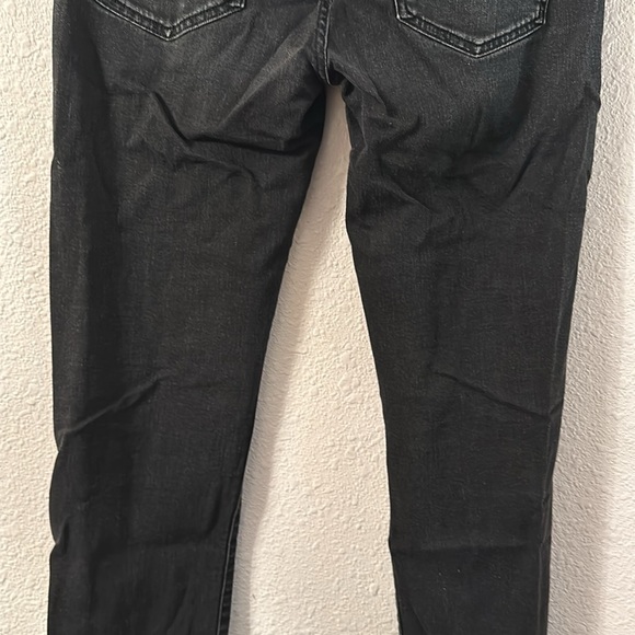 Men’s jeans American eagle 32x32 black preowned condition some distressed area - Picture 10 of 16